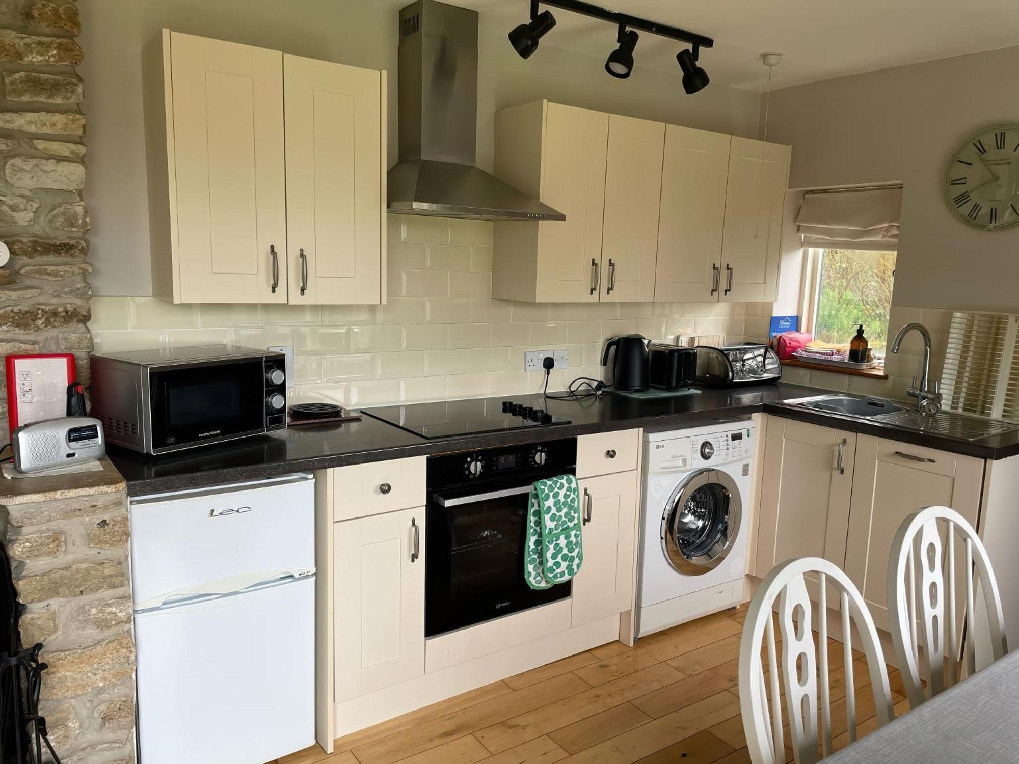 Whispering Pines Cottage Swyre Екстериор снимка