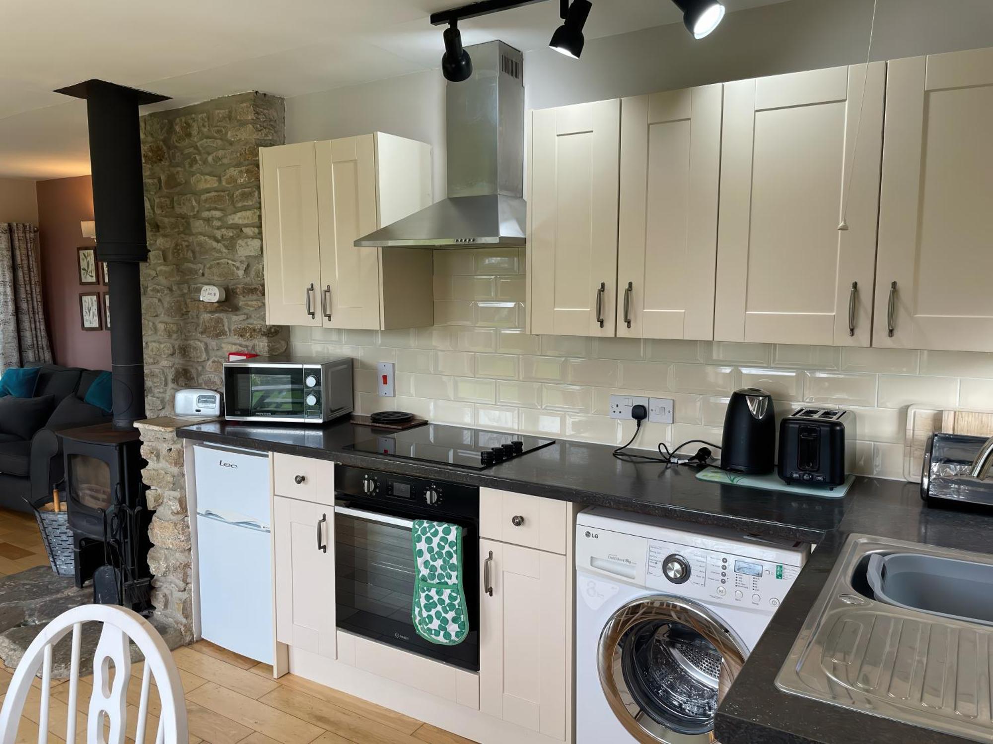 Whispering Pines Cottage Swyre Екстериор снимка